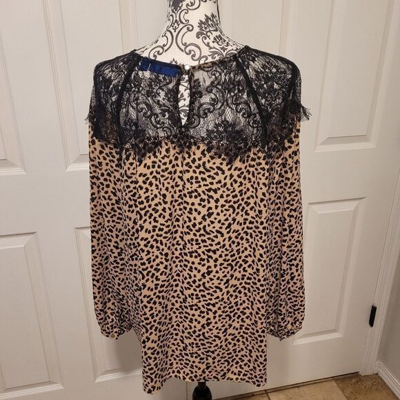 Lace and leopard print top - Picture 3 of 8